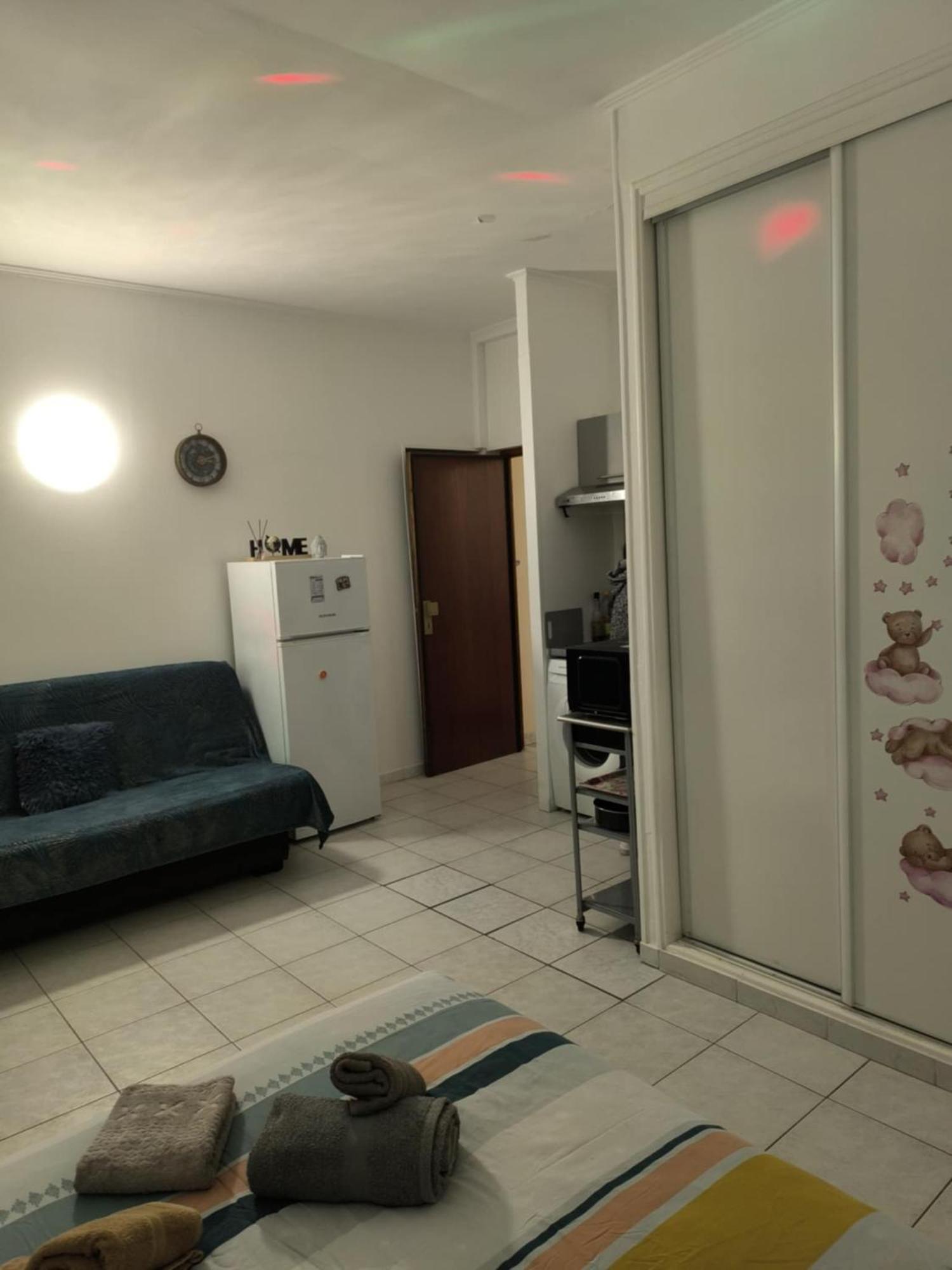 Apartment Centre